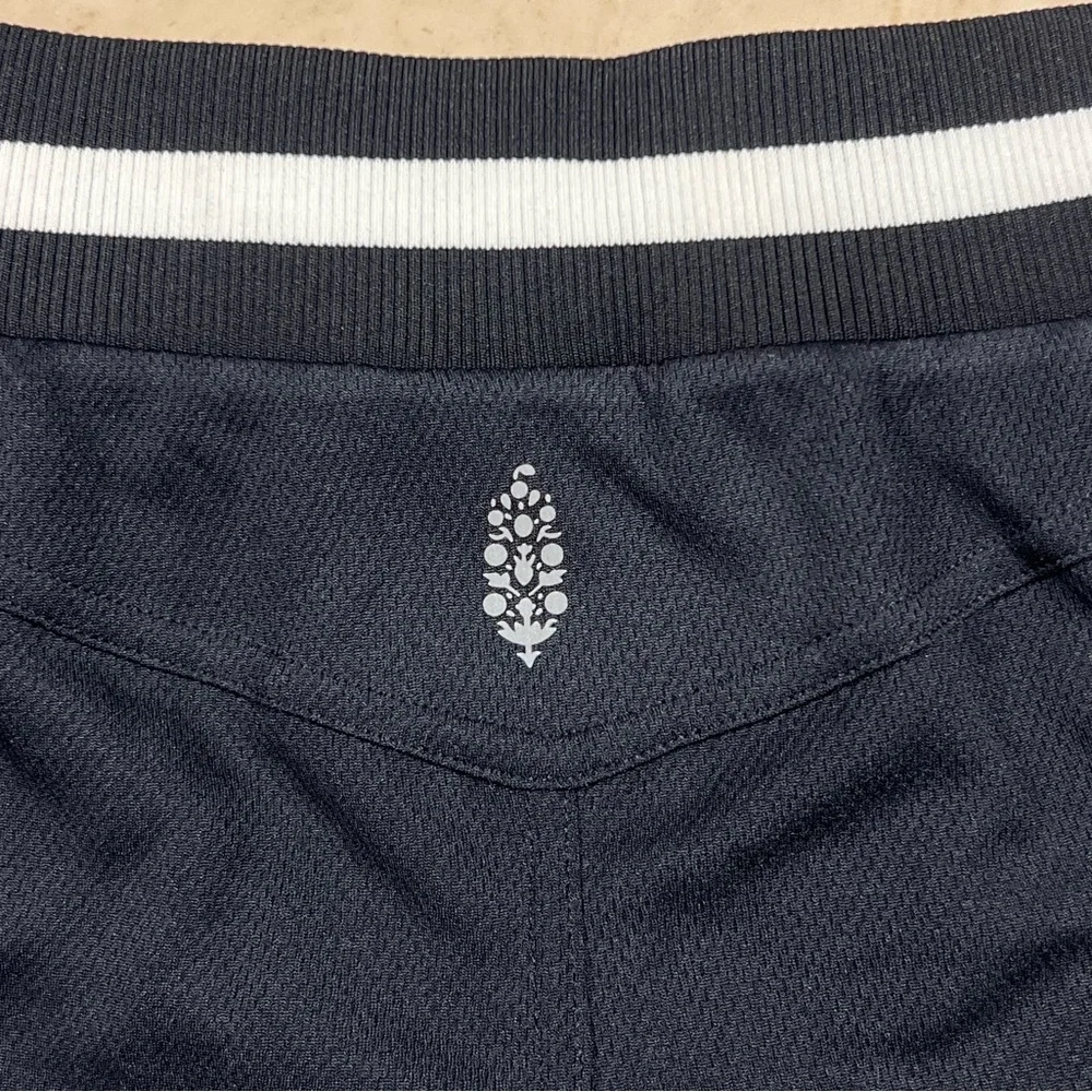 FREE PEOPLE MOVEMENT Prep In Your Step Athletic Shorts Black Low Rise Retro S